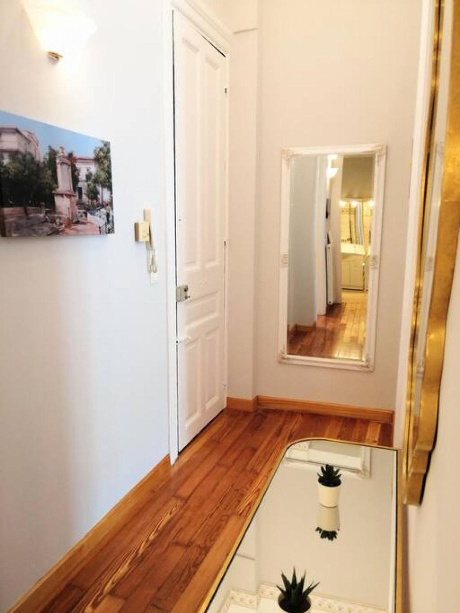 Elegant Apartment Under The Acropolis Athens Exterior photo